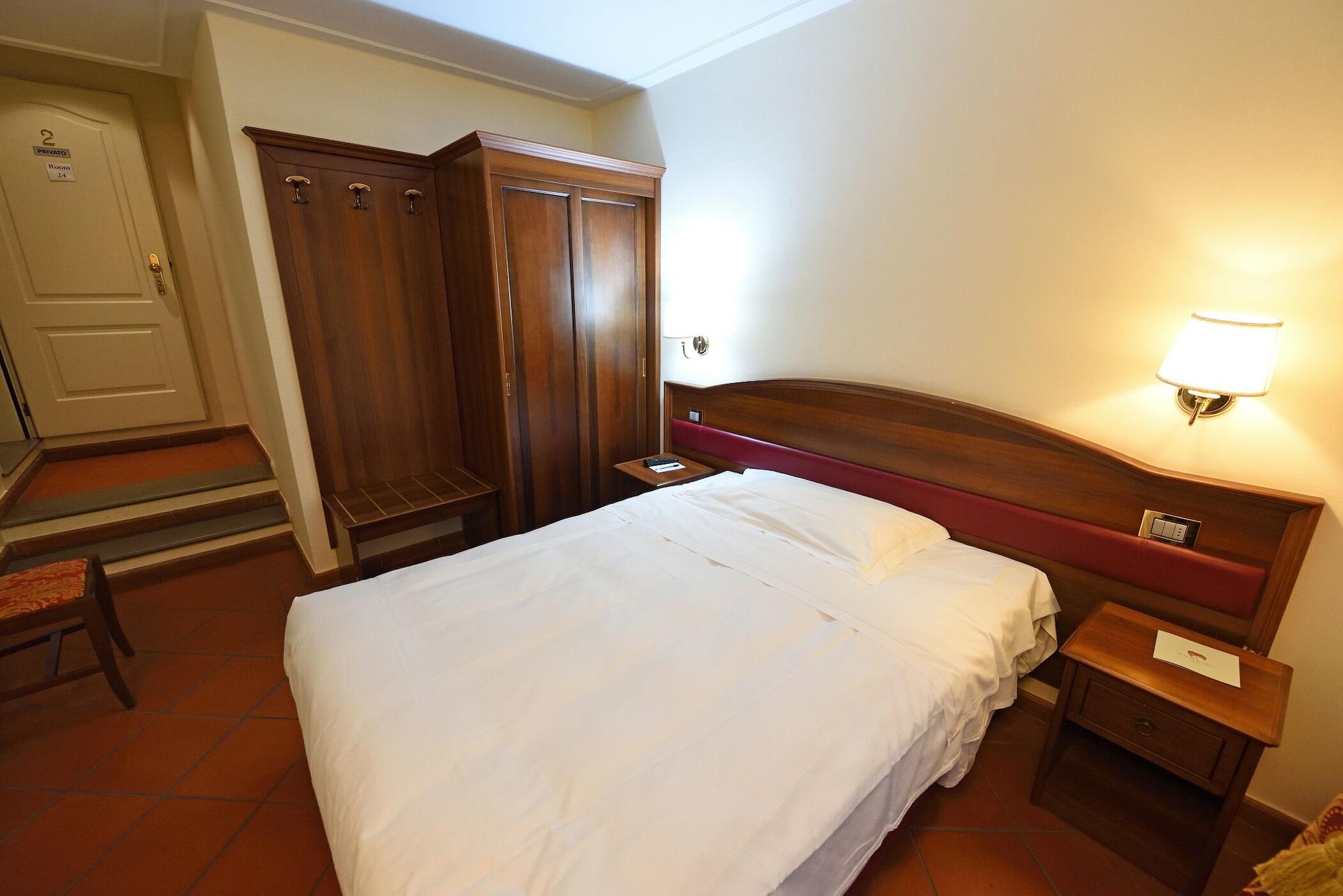 Relais La Corte Di Cloris Флоренция Экстерьер фото